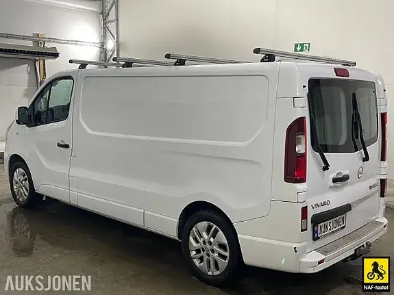 Opel Vivaro 2016 photo 2