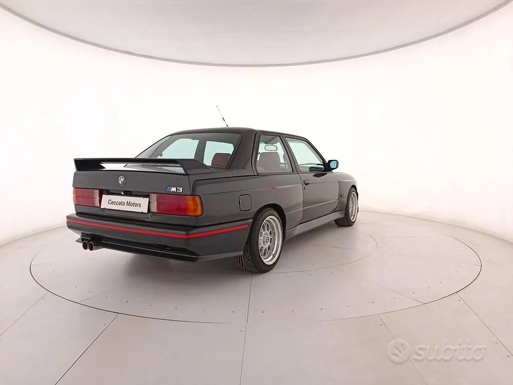 BMW M3 1988 photo 4