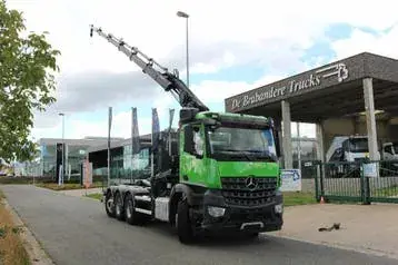 Mercedes-Benz Arocs 3240