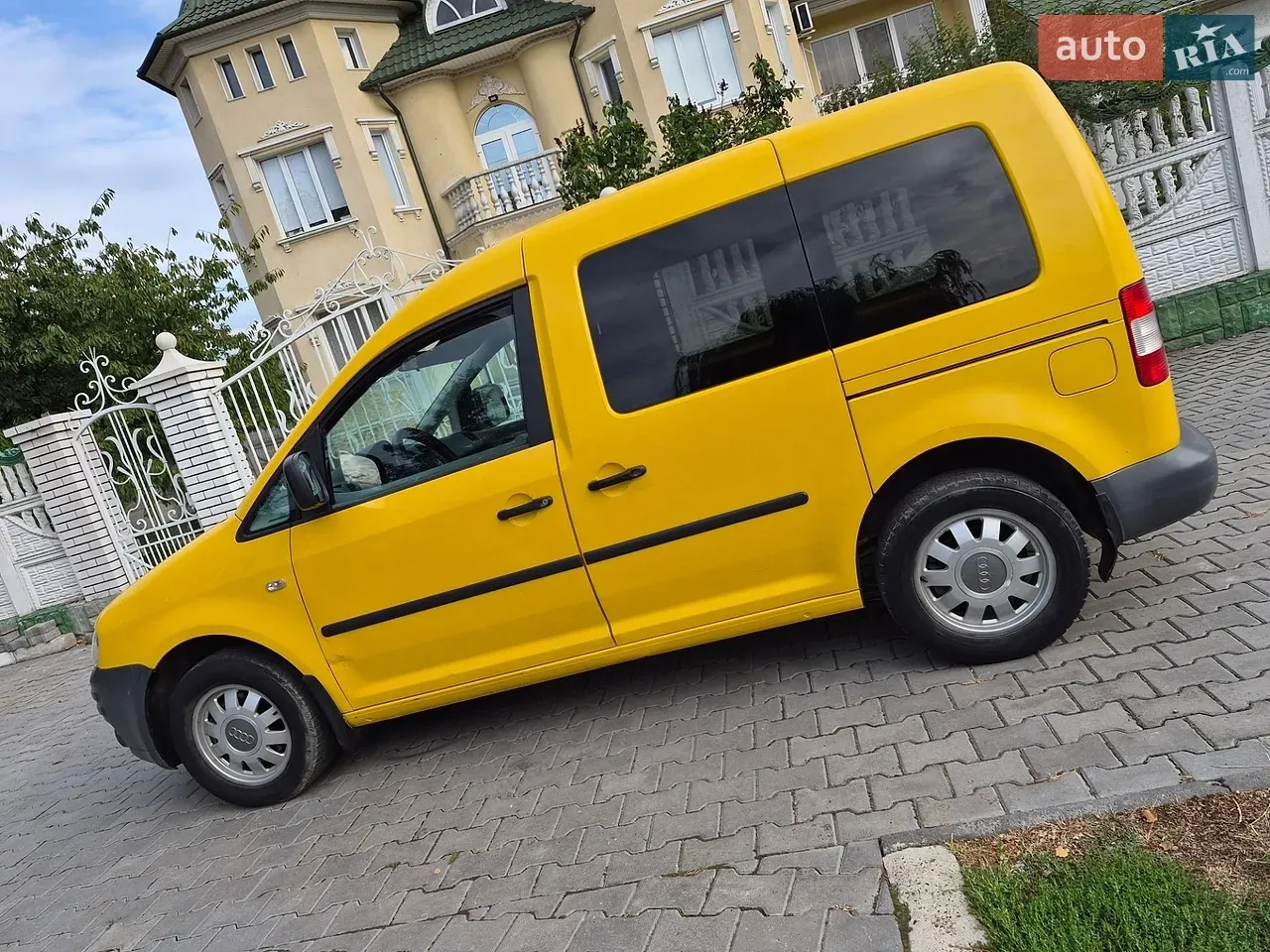 Volkswagen Caddy 2006 photo 2