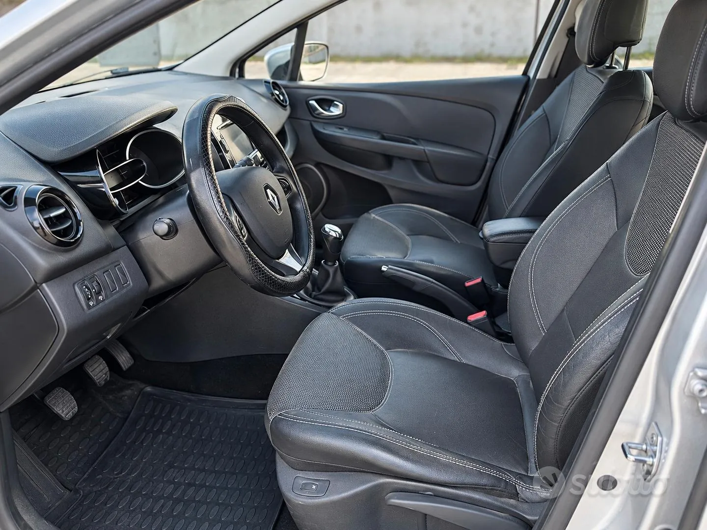 Renault Clio 2013 photo 4