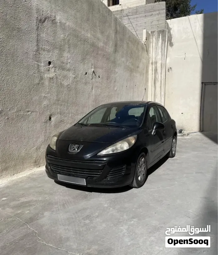 Peugeot 207 2011 photo 5