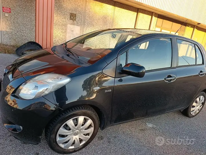 Toyota Yaris 2008 photo 2