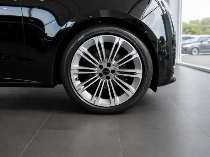Land Rover Range Rover Sport photo 3
