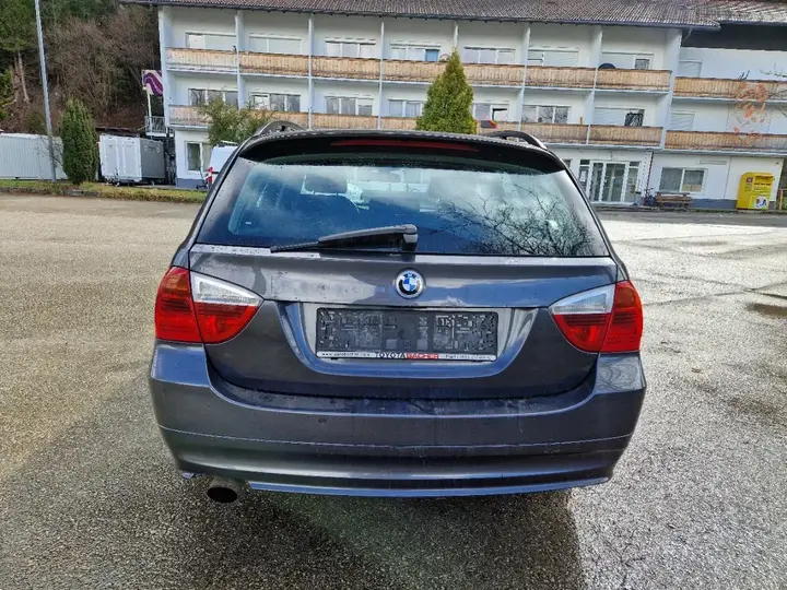 BMW 3 Series 2007 photo 3