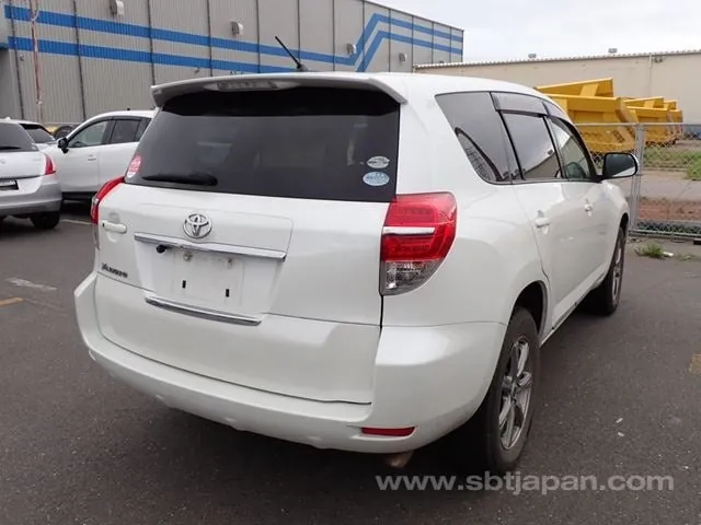 Toyota Vanguard 240S 2012 photo 4