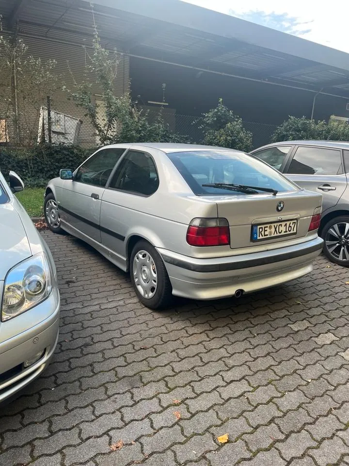 BMW 316I