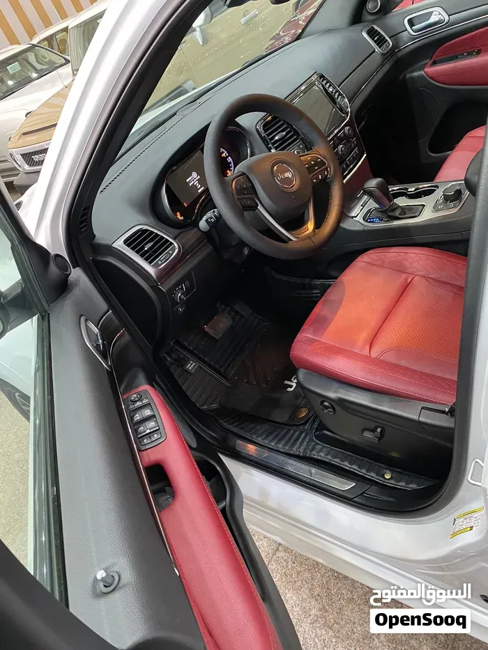 Jeep Grand Cherokee 2022 photo 4