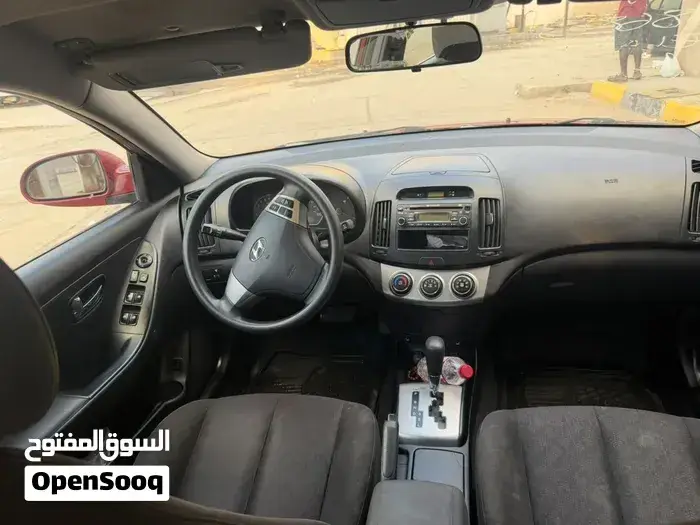 Hyundai Elantra 2010 photo 3