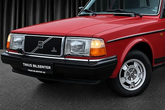 Volvo 240 1988 photo 4