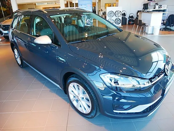Volkswagen Golf I 2020 photo 3