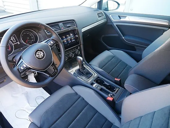 Volkswagen Golf I 2020 photo 5