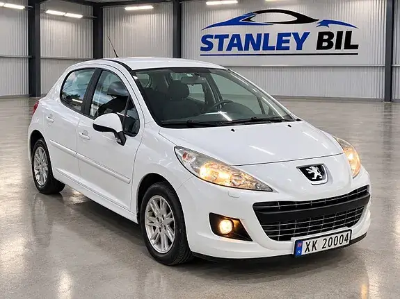 Peugeot 207 2011 photo 2
