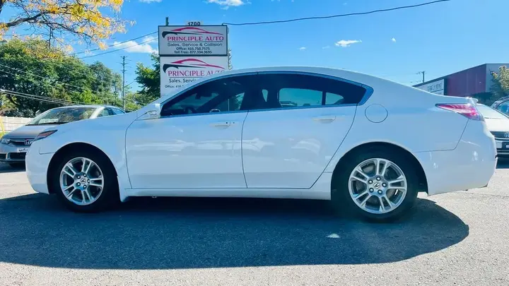 Acura Tl 2012 photo 2