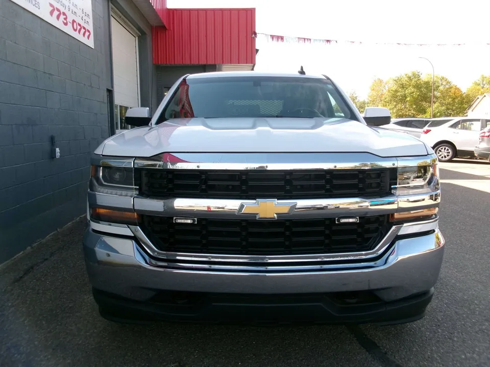 Chevrolet Silverado 1500 2017 photo 2