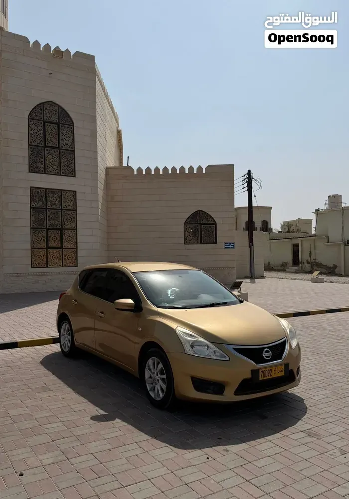 Nissan Tiida 2015 photo 3