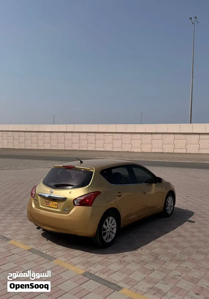 Nissan Tiida 2015 photo 4