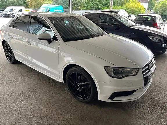 Audi A3 2016 photo 2