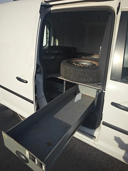 Volkswagen Caddy 2012 photo 2