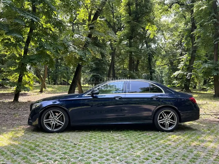 Mercedes-Benz E 220 2017 photo 4