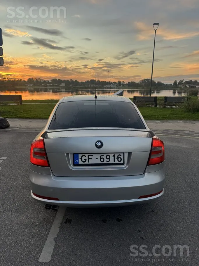 Skoda Octavia 2007 photo 3