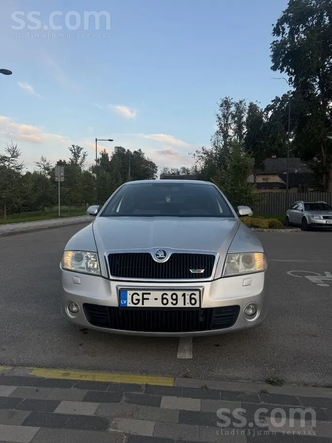Skoda Octavia 2007 photo 2