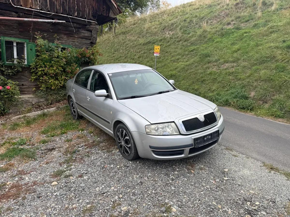 Skoda Superb 2006 photo 3