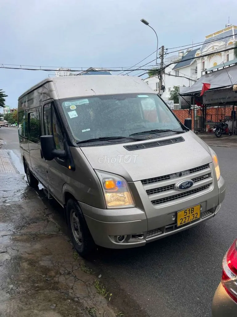 Ford Transit 2011 photo 2