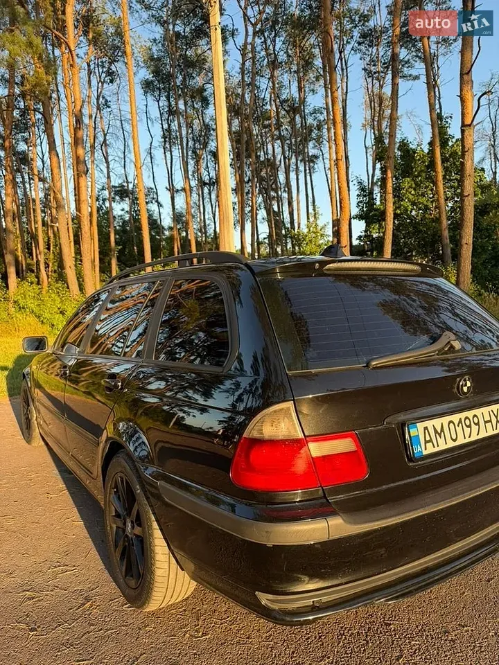 BMW 3 Series 2004 photo 4
