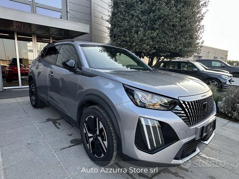 Peugeot 2008 2024 photo 3
