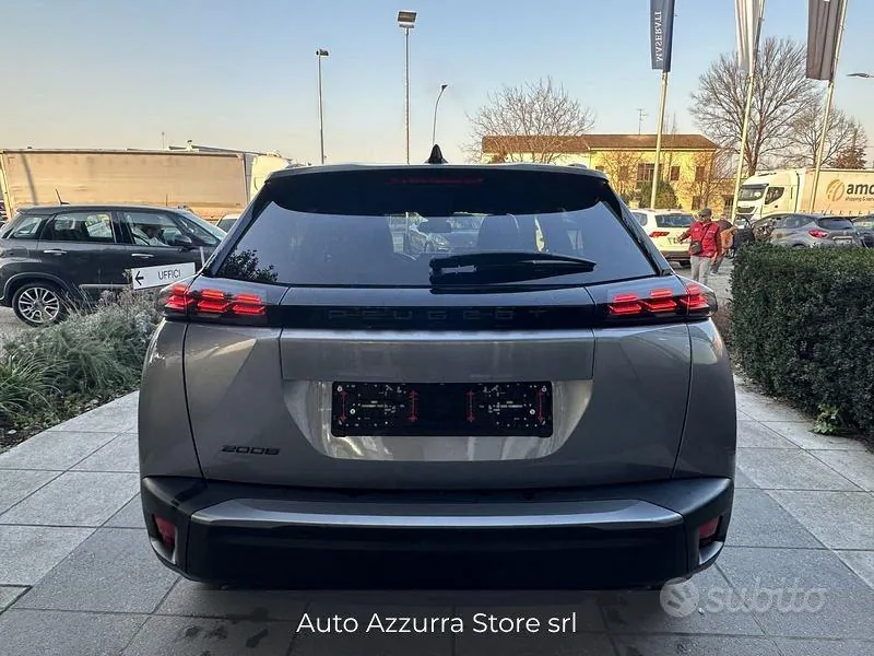Peugeot 2008 2024 photo 5