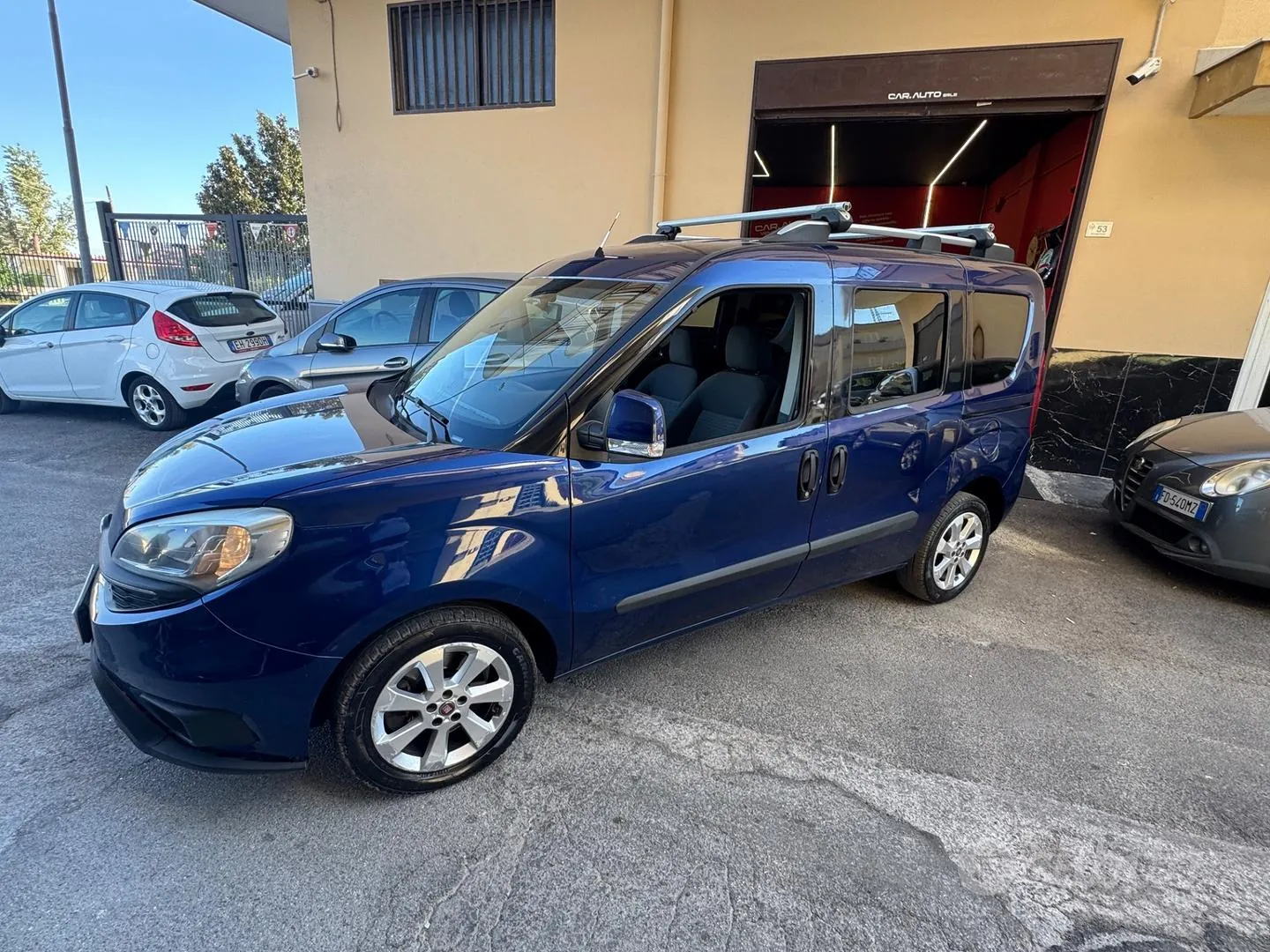 Fiat Doblo 2015 photo 2