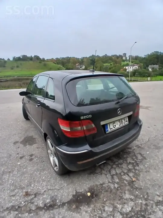 Mercedes-Benz B200 2006 photo 2