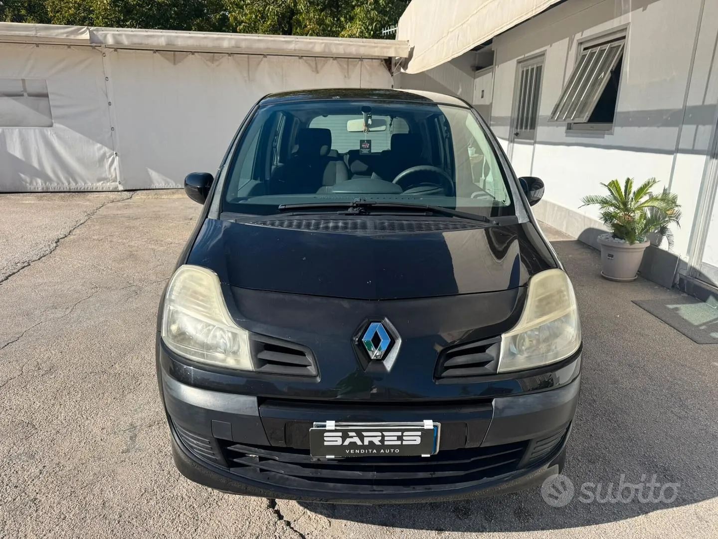 Renault Modus 2010 photo 2