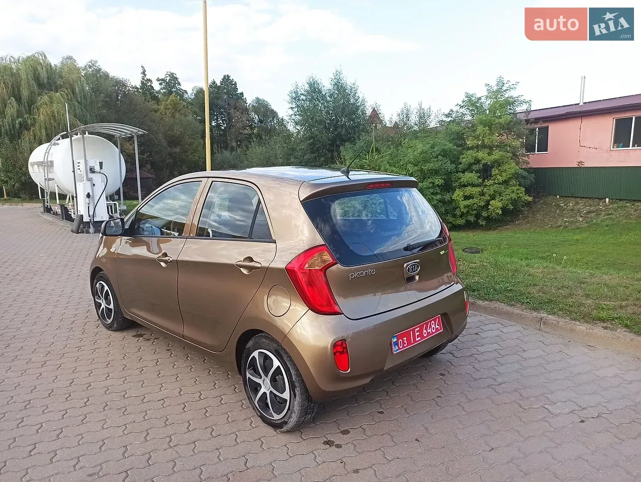 Kia Picanto 2012 photo 4