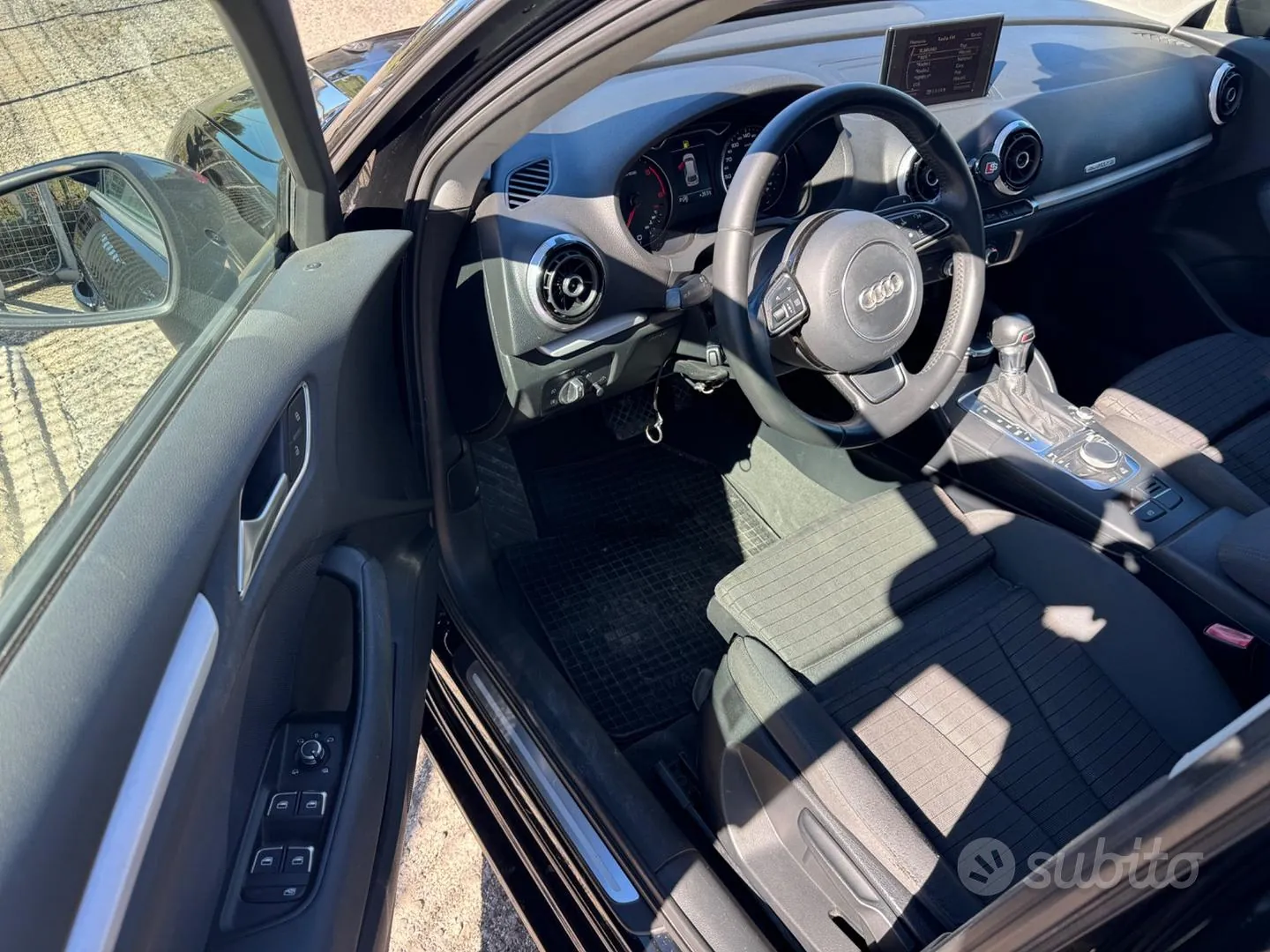 Audi A3 2015 photo 3