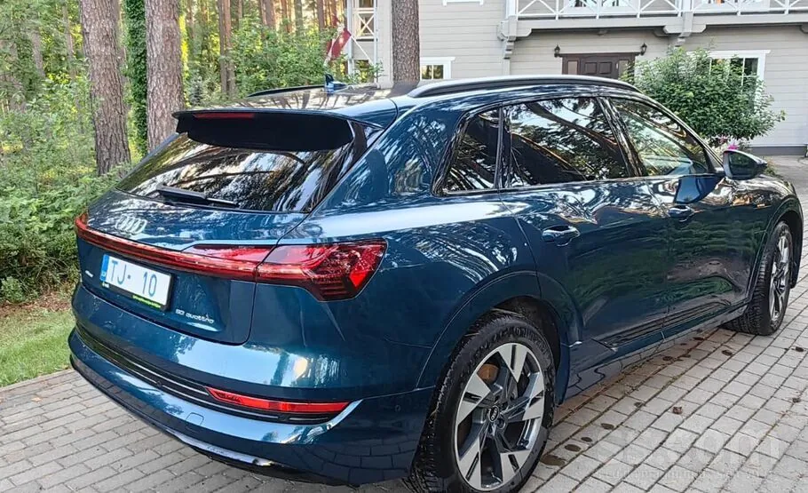 Audi E-Tron 2020 photo 4