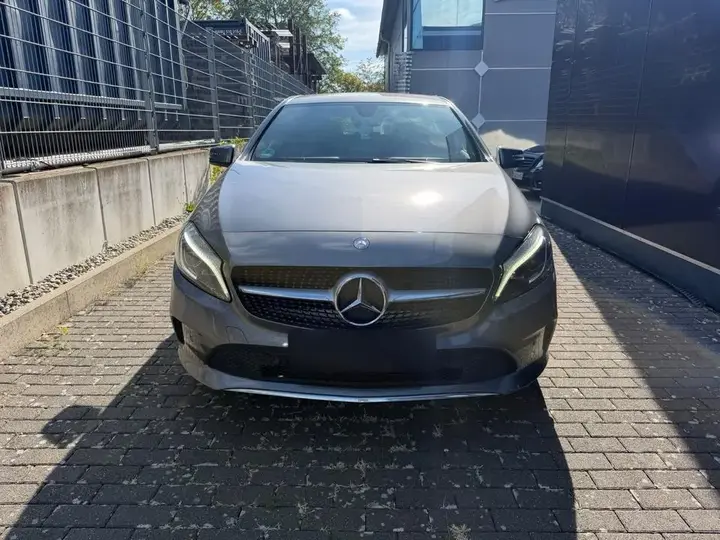 Mercedes-Benz A 200 D