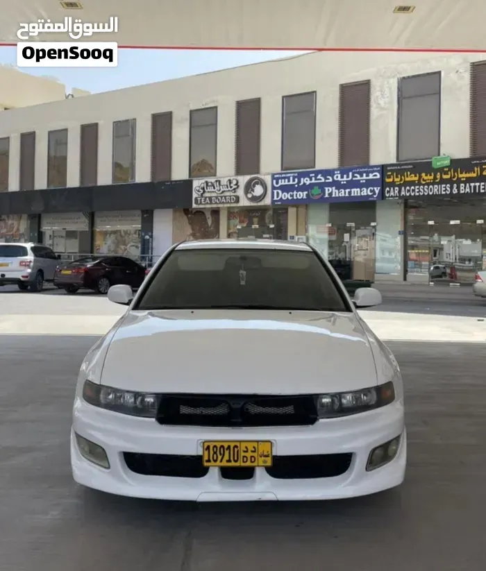 Mitsubishi Galant 2000 photo 4