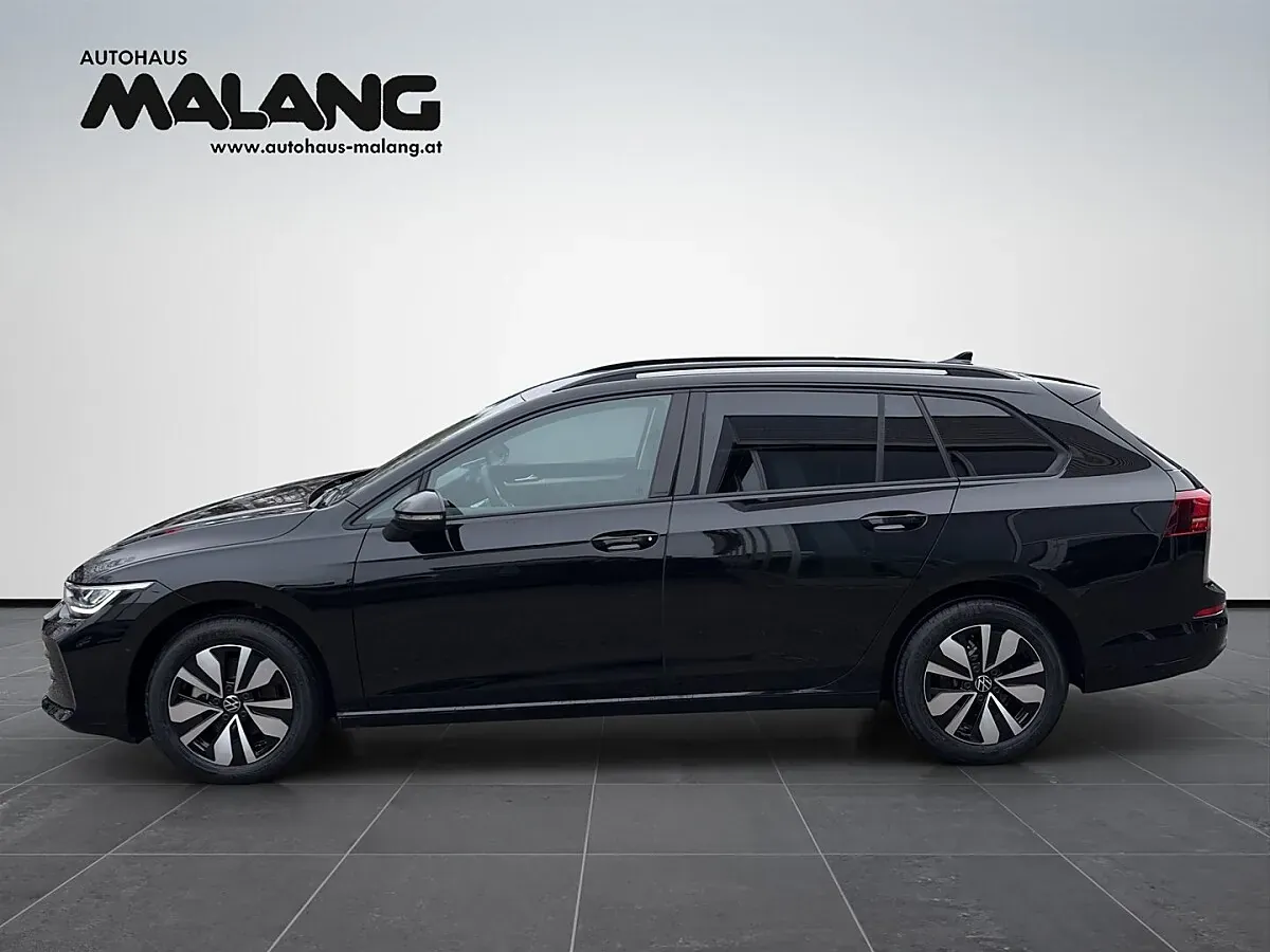 Volkswagen Golf 2026 photo 3