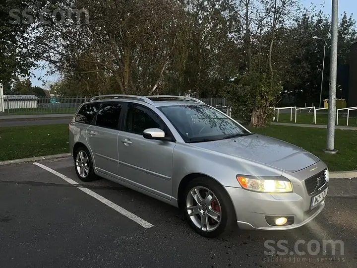 Volvo V50 2008 photo 3