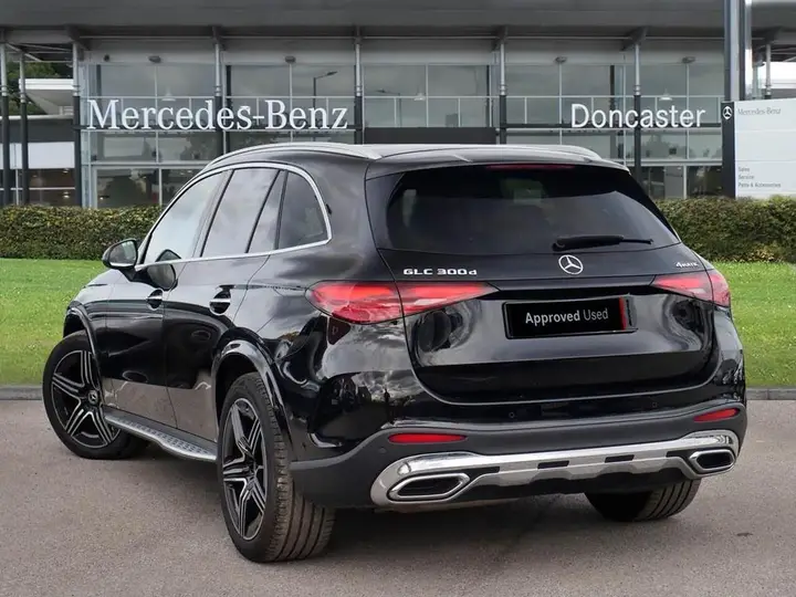 Mercedes-Benz Glc 2023 photo 2