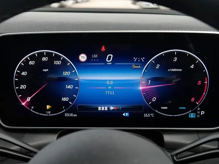 Mercedes-Benz Glc 2023 photo 4
