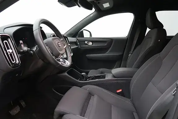 Volvo Xc40 2023 photo 4