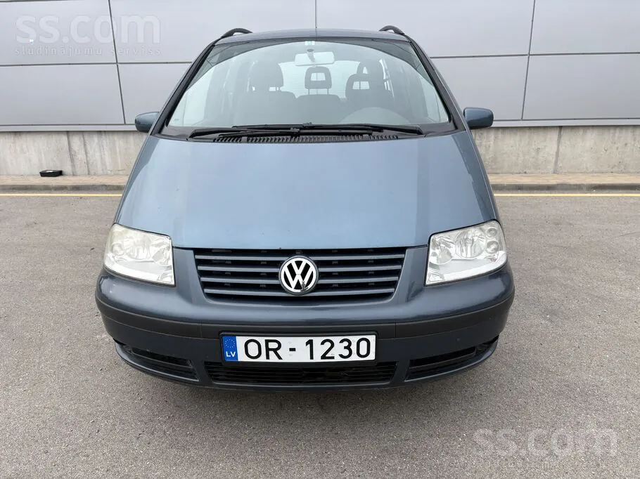 Volkswagen Sharan 2004 photo 3