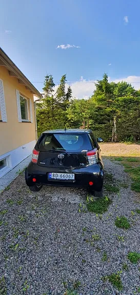 Toyota Iq 2010 photo 3