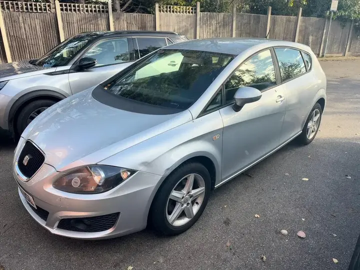Seat Leon 2009 photo 2