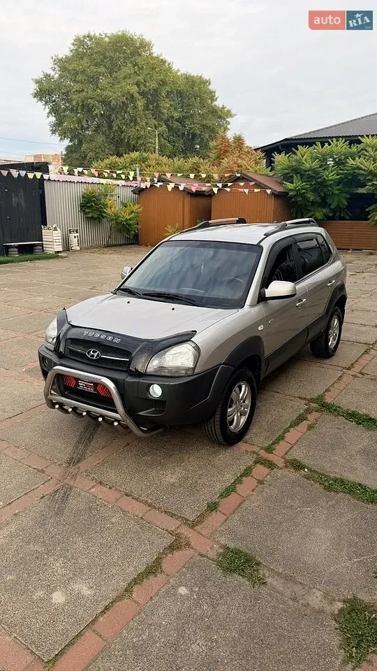 Hyundai Tucson 2008 photo 2