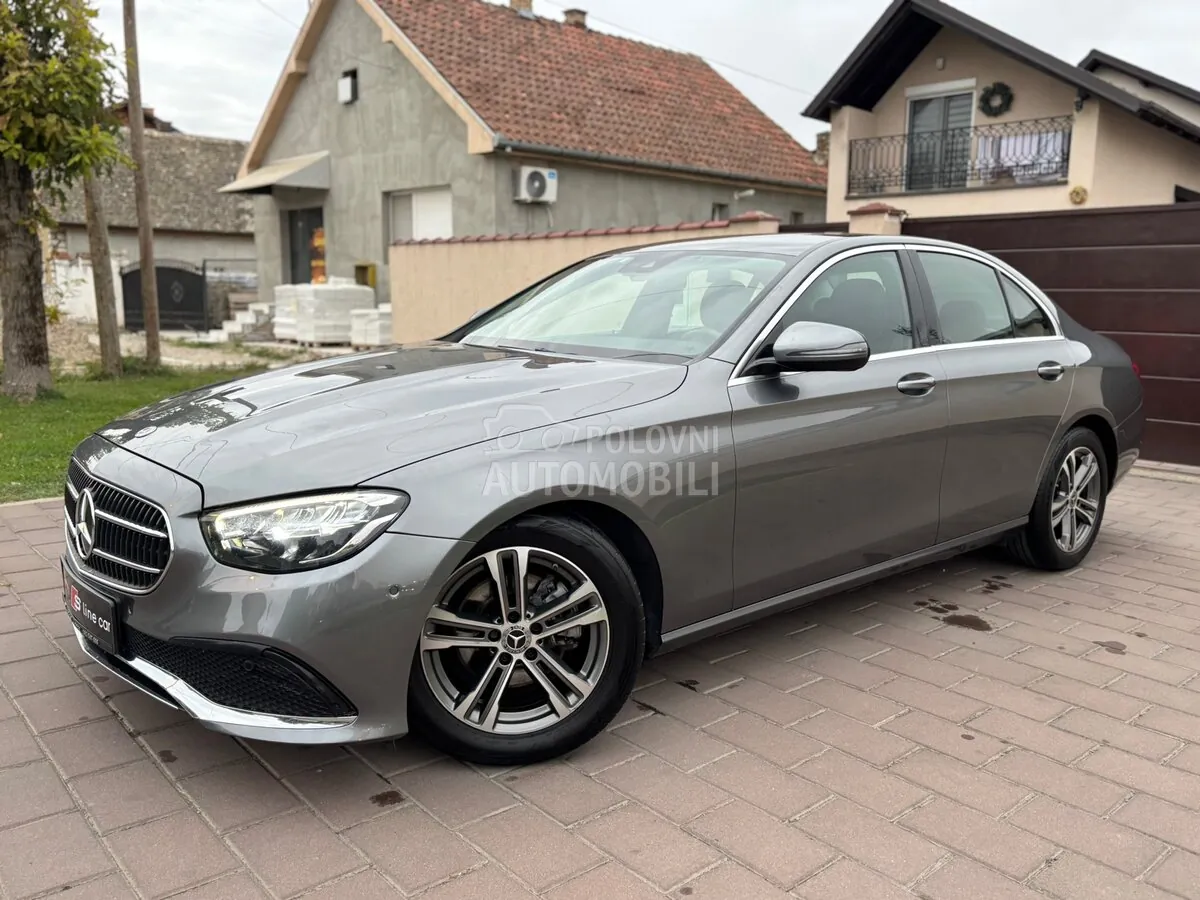 Mercedes-Benz E 200