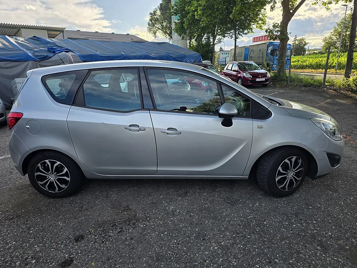 Opel Meriva 2014 photo 3